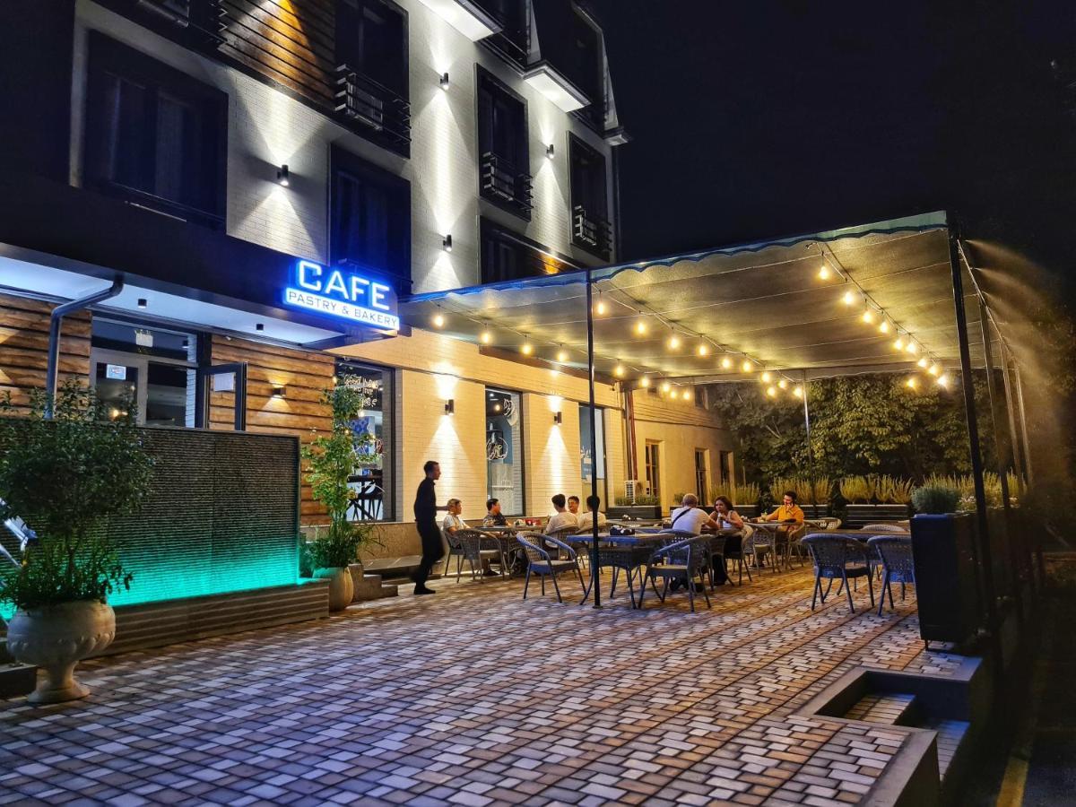 Sharaf Hotel Taszkent Zewnętrze zdjęcie