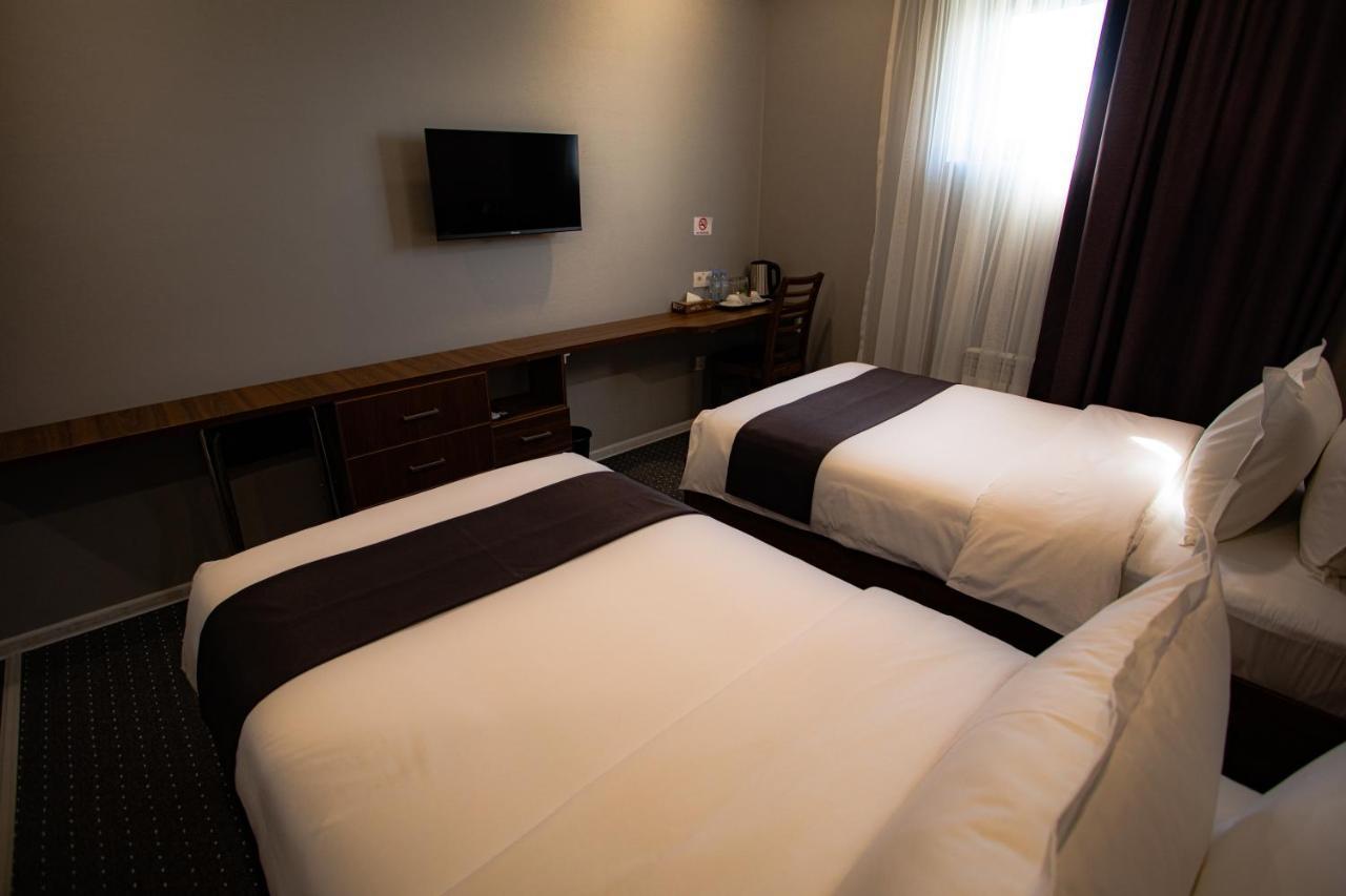 Sharaf Hotel Taszkent Zewnętrze zdjęcie