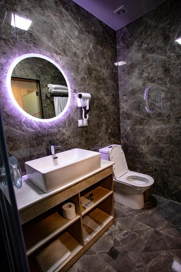 Sharaf Hotel Taszkent Zewnętrze zdjęcie