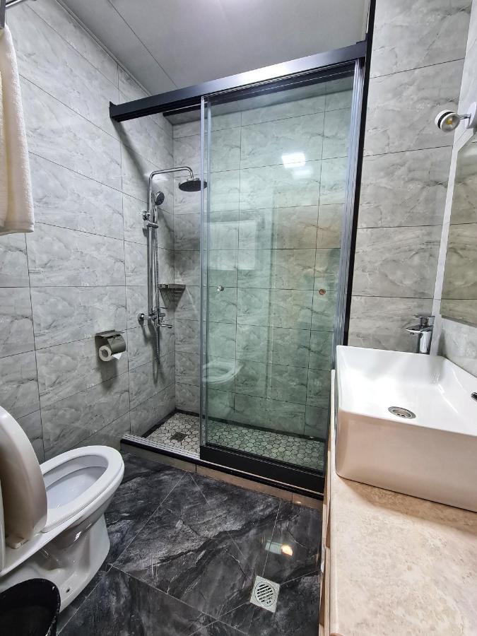 Sharaf Hotel Taszkent Zewnętrze zdjęcie